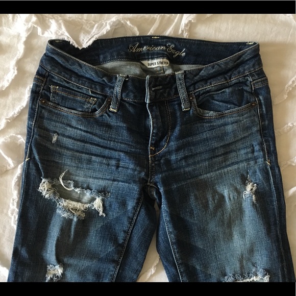 American Eagle Distressed Jeans - Picture 2 of 8